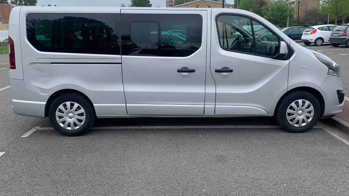 Renault TRAFIC COMBI 2021 à Lille