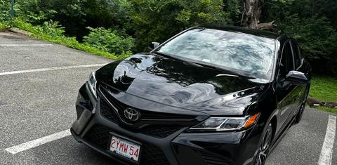 Toyota Camry 2019