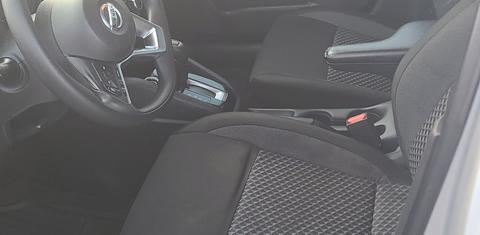 Nissan Versa 2020