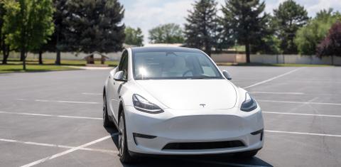 Tesla Model Y 2023