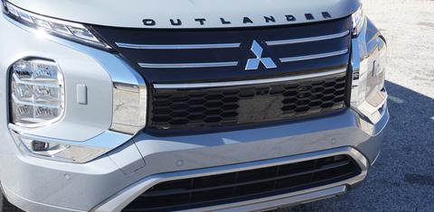 Mitsubishi Outlander 2025