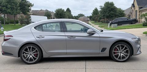Genesis G70 2025