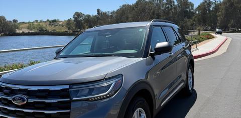 Ford Explorer 2025