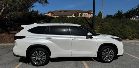 Toyota Highlander 2021