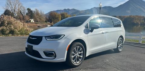 Chrysler Pacifica 2023