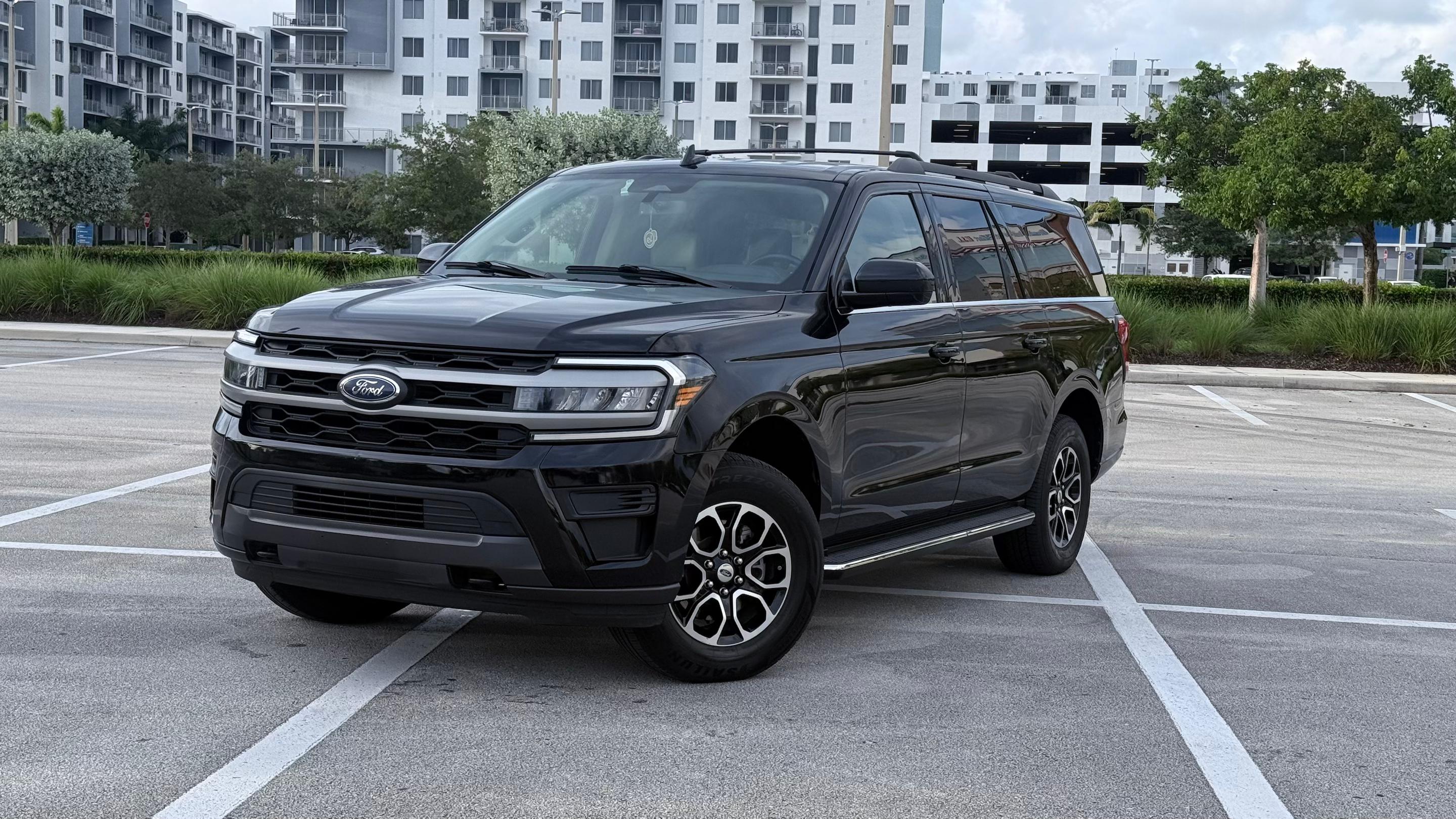 Ford Expedition Max 2023 in Hollywood, FL