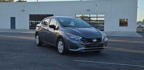 Nissan Versa 2025