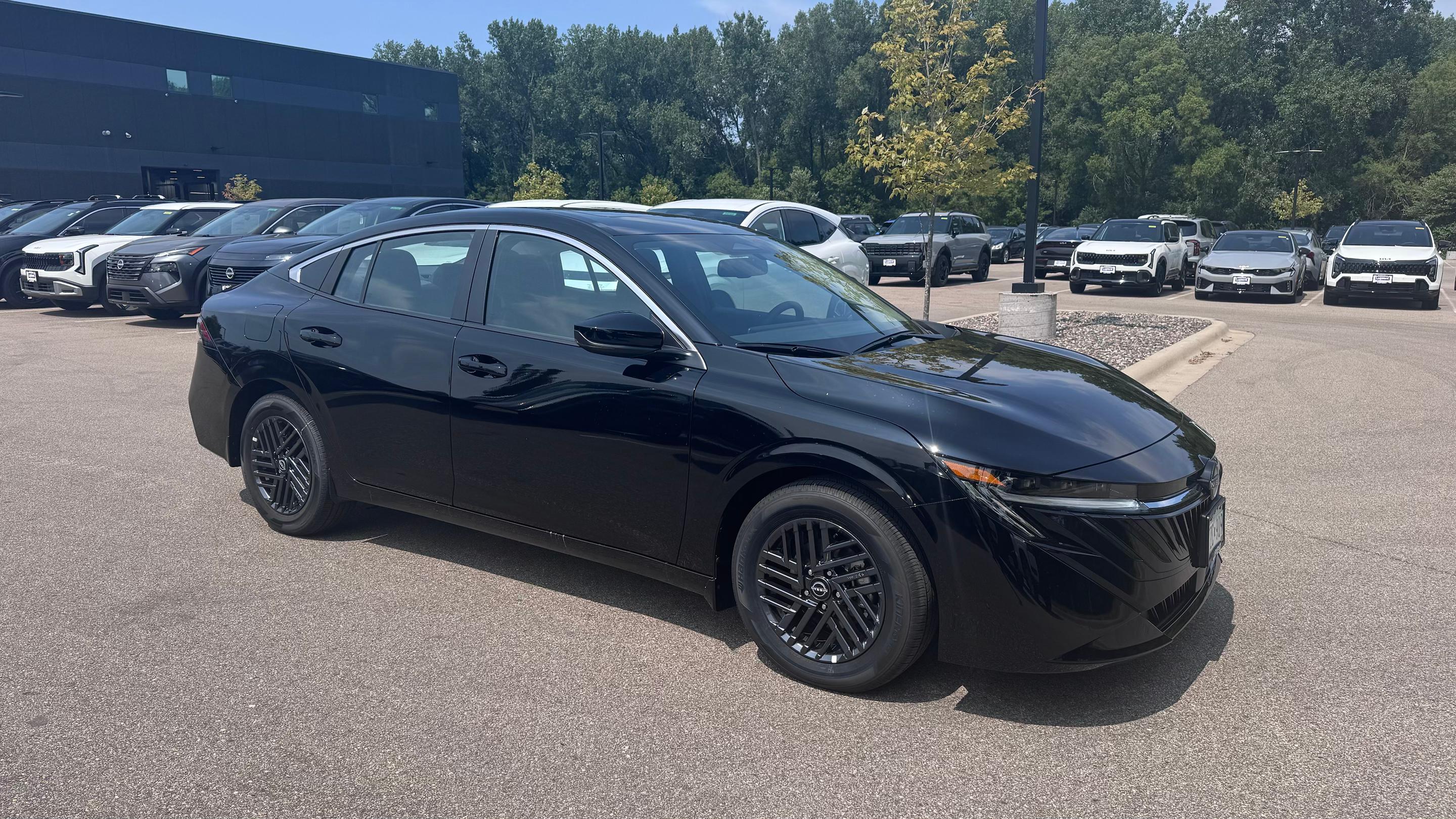 Nissan Sentra 2026 in Brooklyn Park, MN