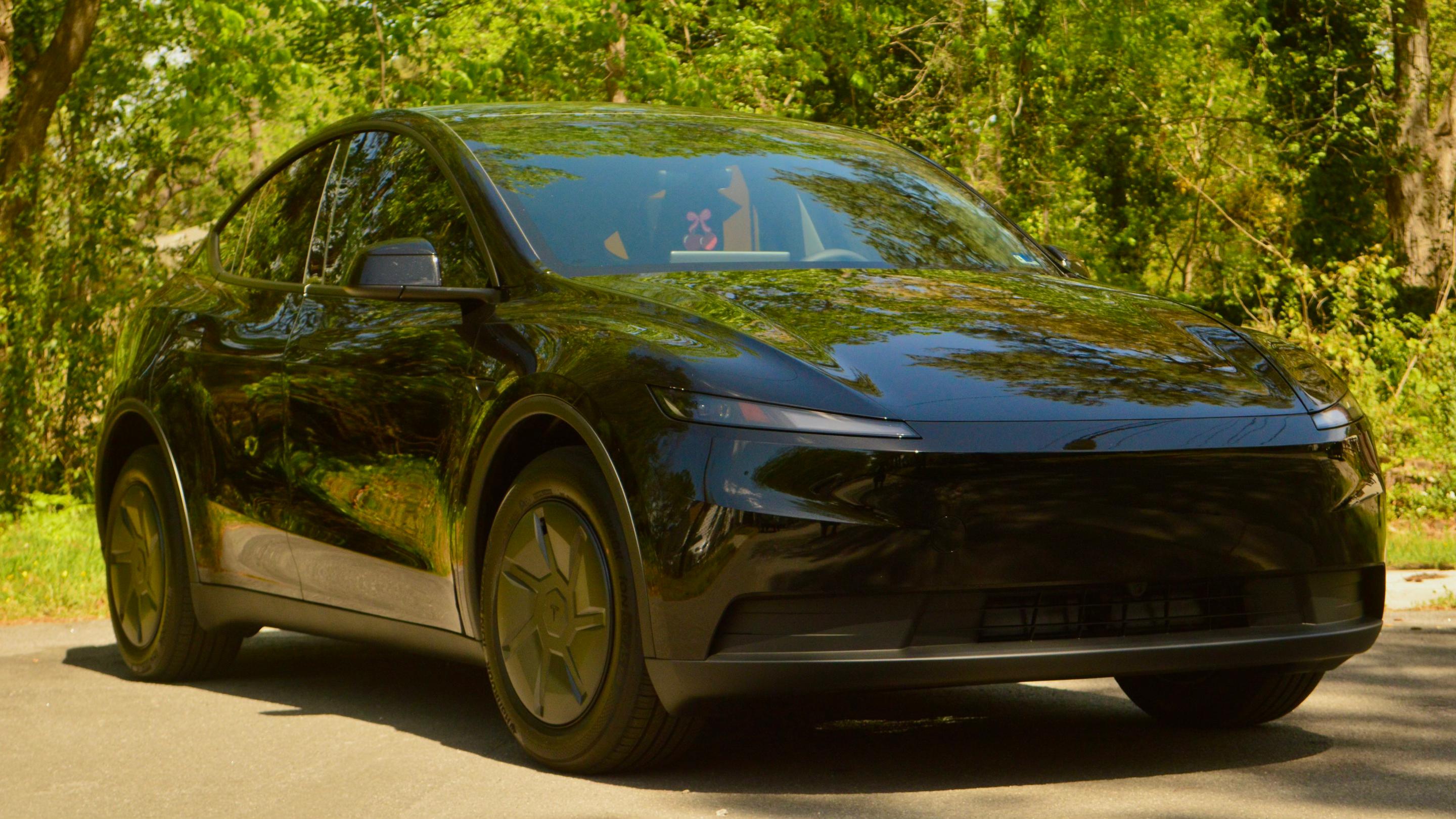 Tesla Model Y 2026 in Norfolk, VA