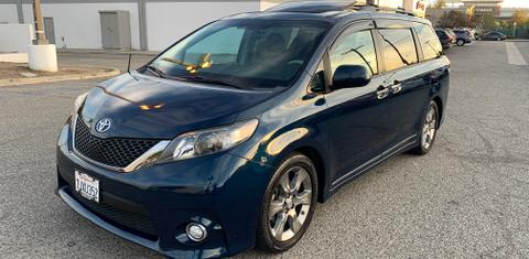 Toyota Sienna 2011