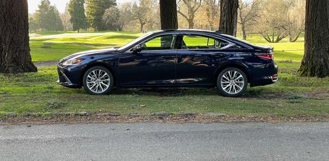 Lexus ES 2021
