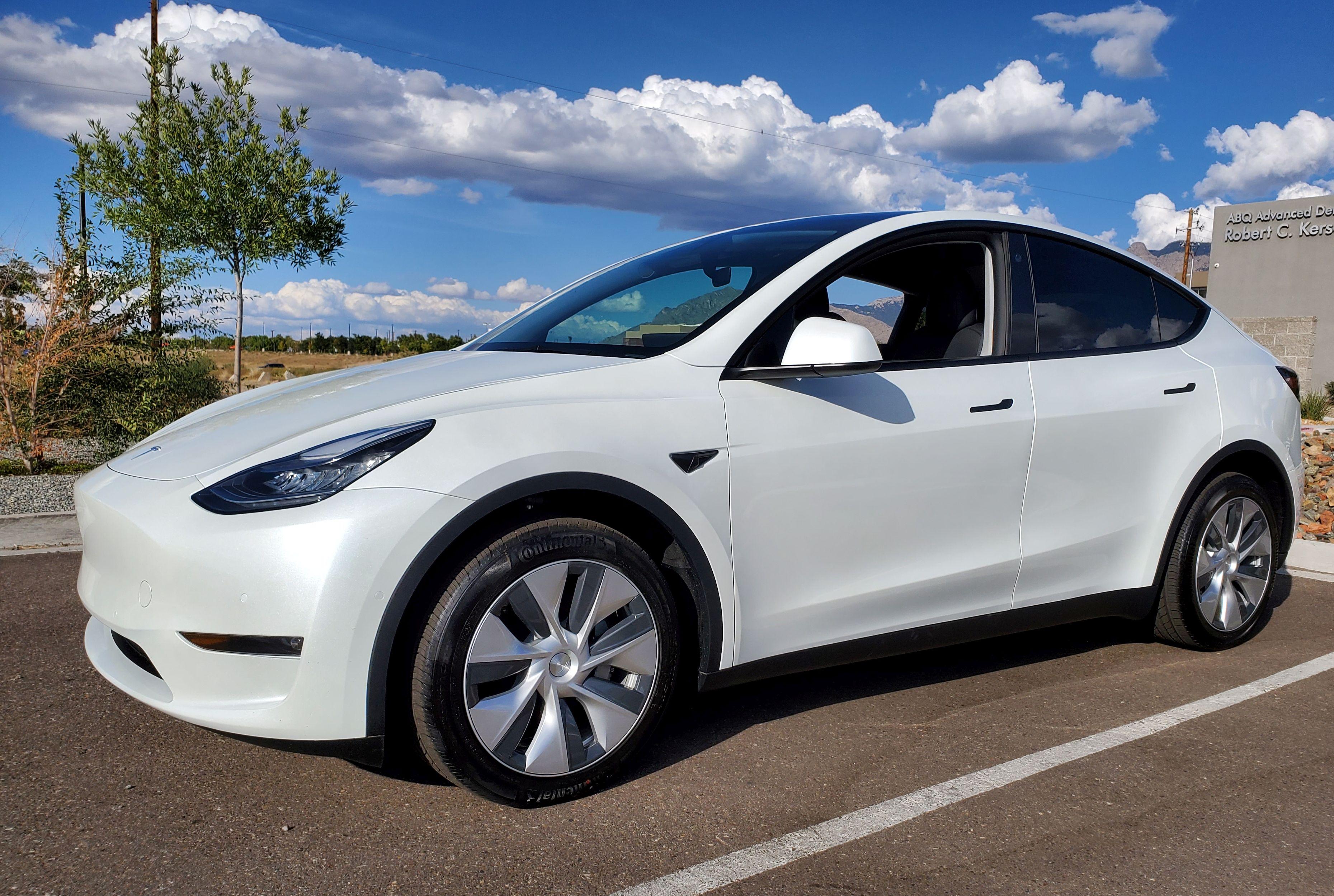 Tesla Model Y 2021 in Albuquerque, NM