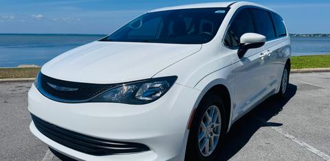 Chrysler Pacifica 2017