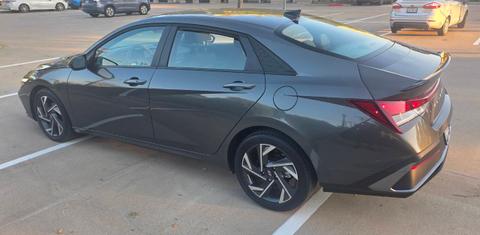 Hyundai Elantra 2025