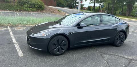Tesla Model 3 2025