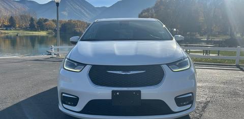 Chrysler Pacifica 2023