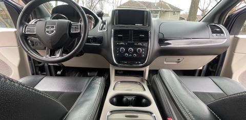 Dodge Grand Caravan 2015