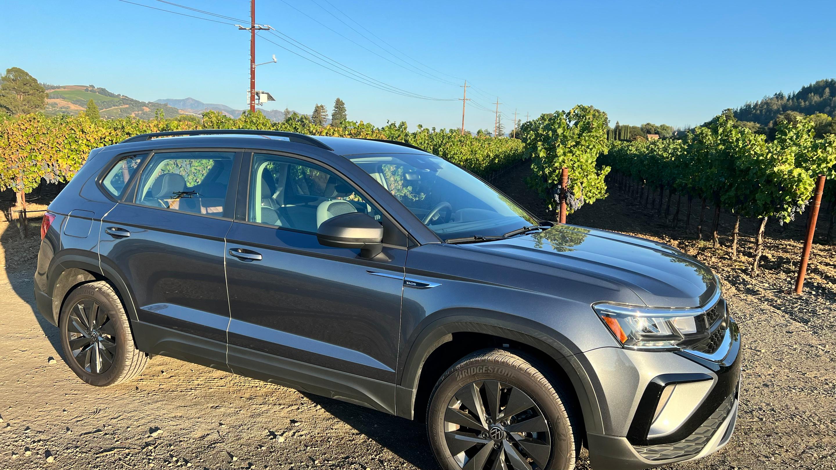 Volkswagen Taos 2024 in Geyserville, CA
