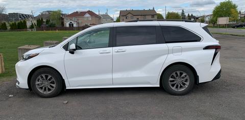 Toyota Sienna 2024