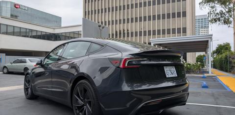 Tesla Model 3 2025