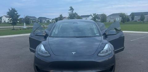 Tesla Model 3 2023