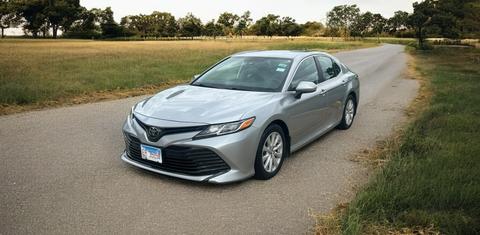 Toyota Camry 2019