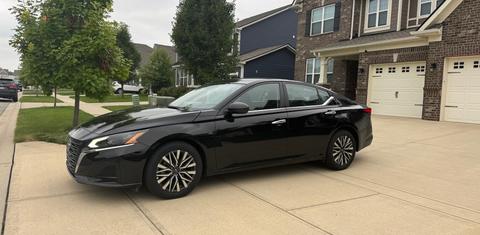Nissan Altima 2025