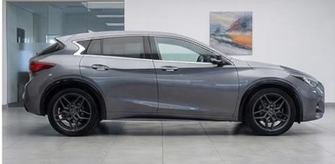 INFINITI Q30 2017