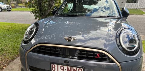 MINI CONVERTIBLE 2023