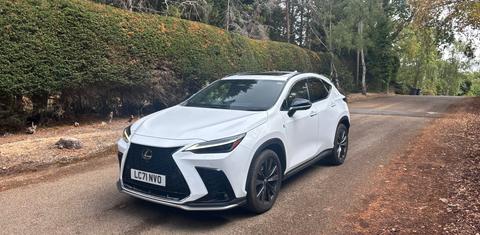 Lexus NX450h+ 2022