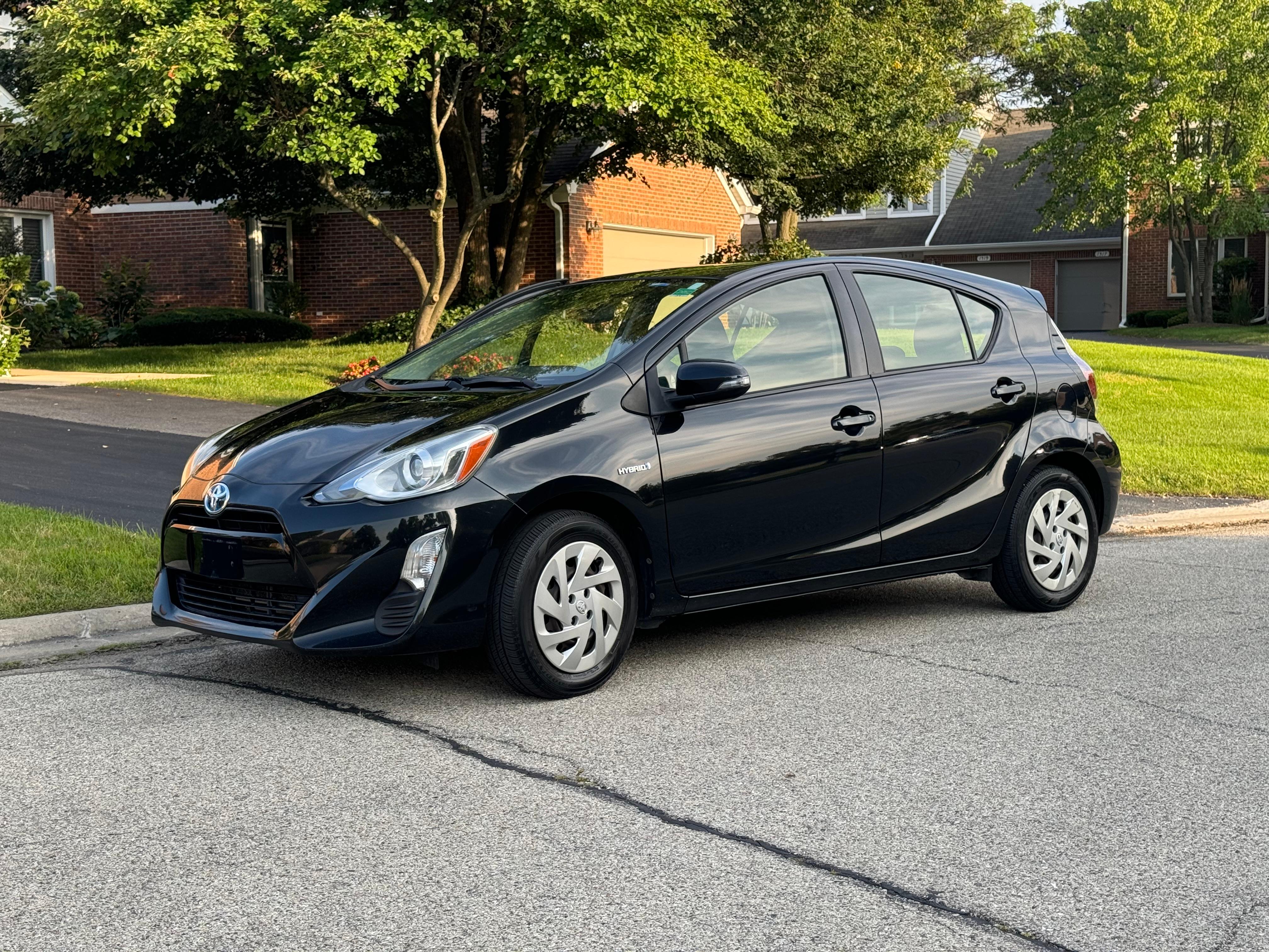 Toyota Prius c 2016 in 