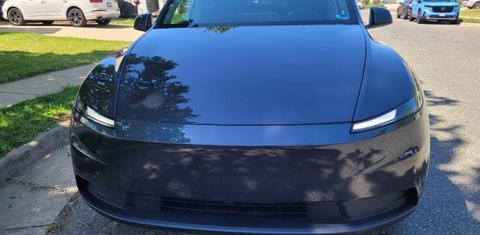 Tesla Model Y 2026