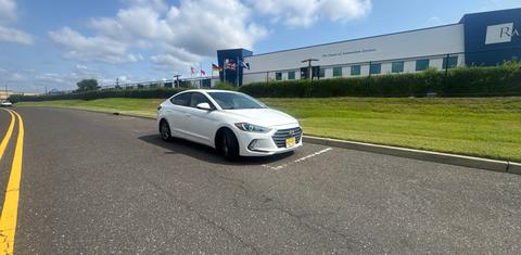 Hyundai Elantra 2017