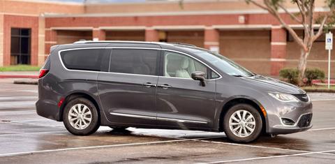 Chrysler Pacifica 2018