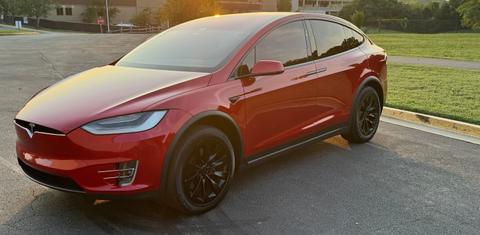 Tesla Model X 2021