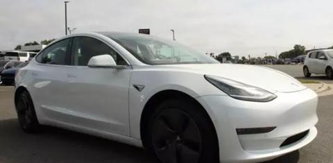 Tesla Model 3 2020