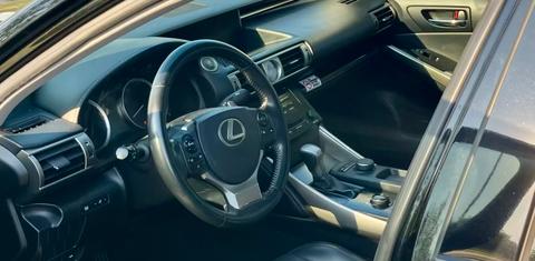 Lexus IS 2014