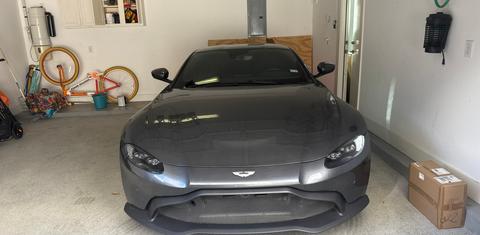 Aston Martin Vantage 2020