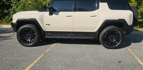 GMC HUMMER EV SUV 2026