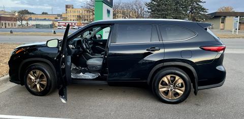 Toyota Highlander Hybrid 2023