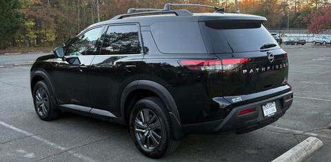 Nissan Pathfinder 2025
