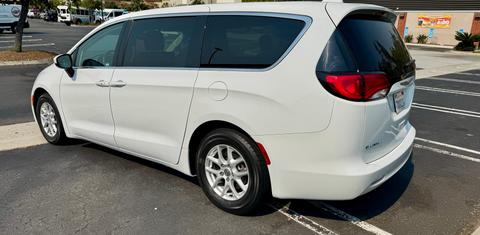 Chrysler Pacifica 2017