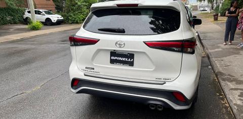 Toyota Highlander 2021
