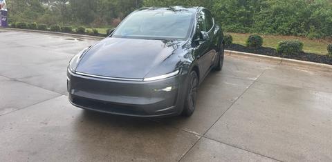 Tesla Model Y 2026