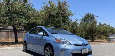 Toyota Prius Plug-In 2013