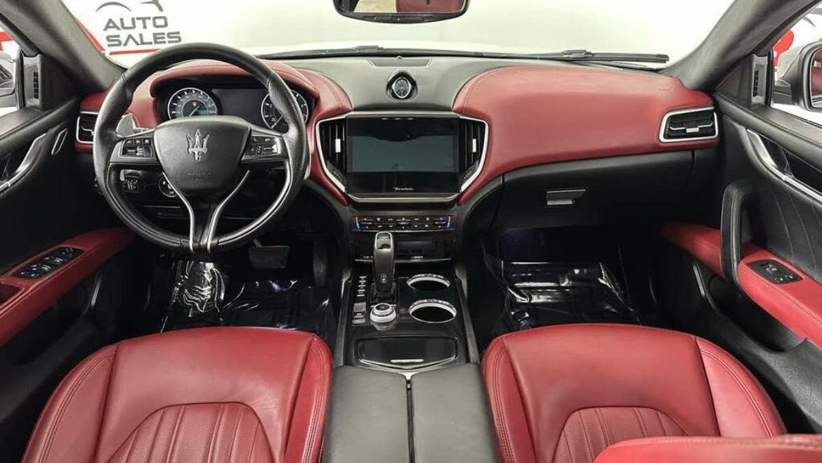 Maserati Ghibli 2022 in Country Club Hills, IL