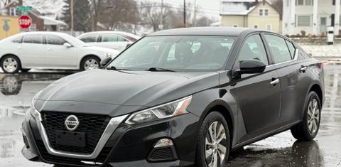 Nissan Altima 2020