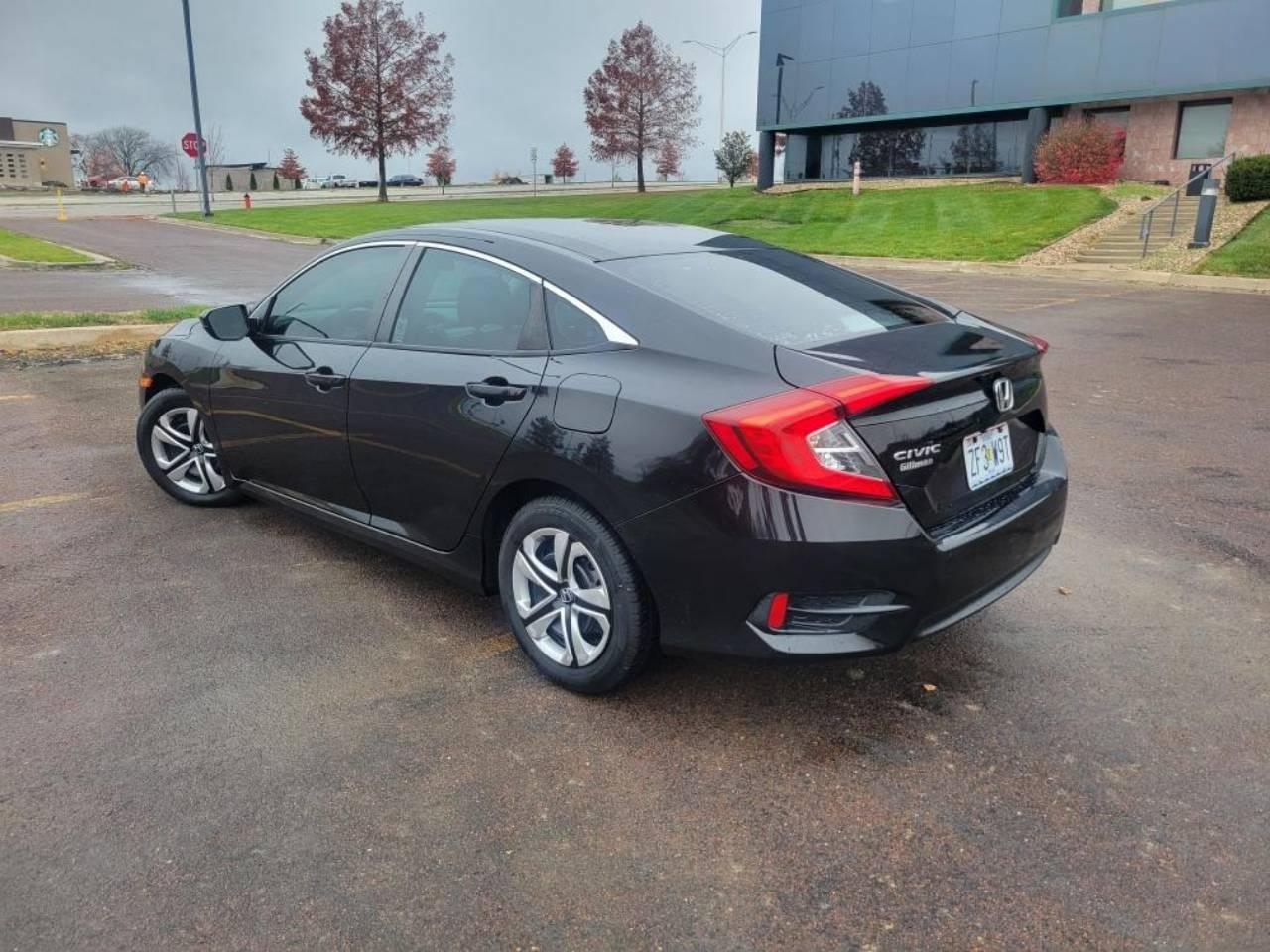 Honda Civic 2017 in Kansas City, MO