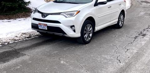 Toyota RAV4 2017
