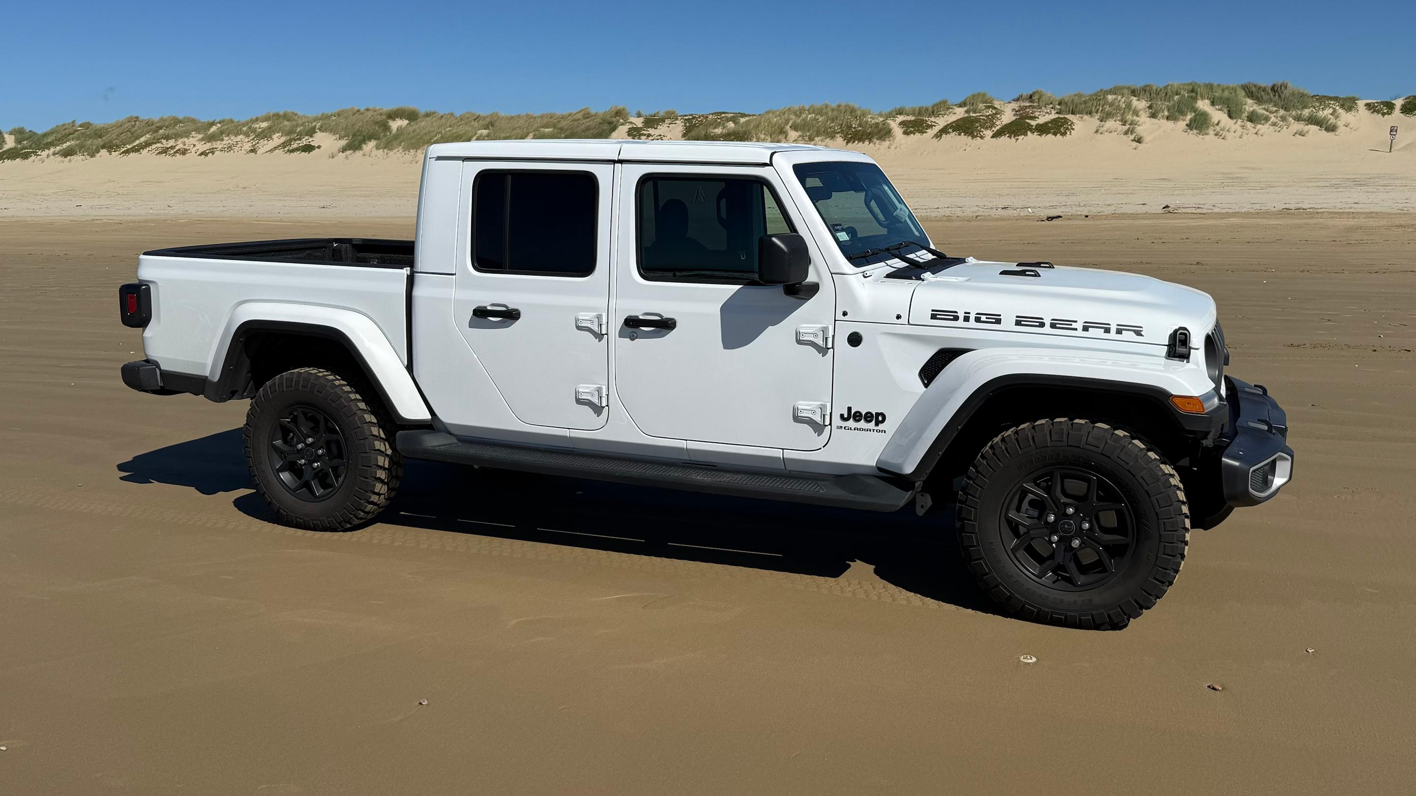 Jeep Gladiator 2025 in Fresno, CA